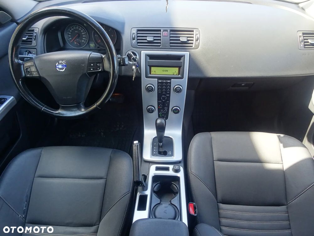 Volvo V50 - 23