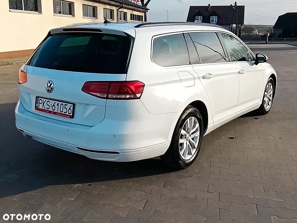 Volkswagen Passat - 3