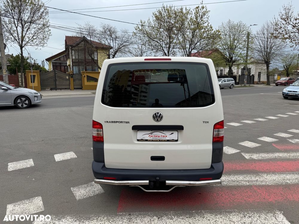 Volkswagen Transporter - 2