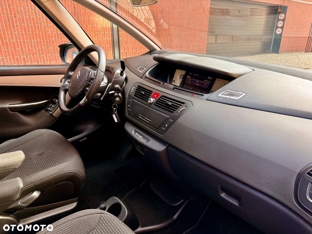 Citroën C4 Picasso - 11