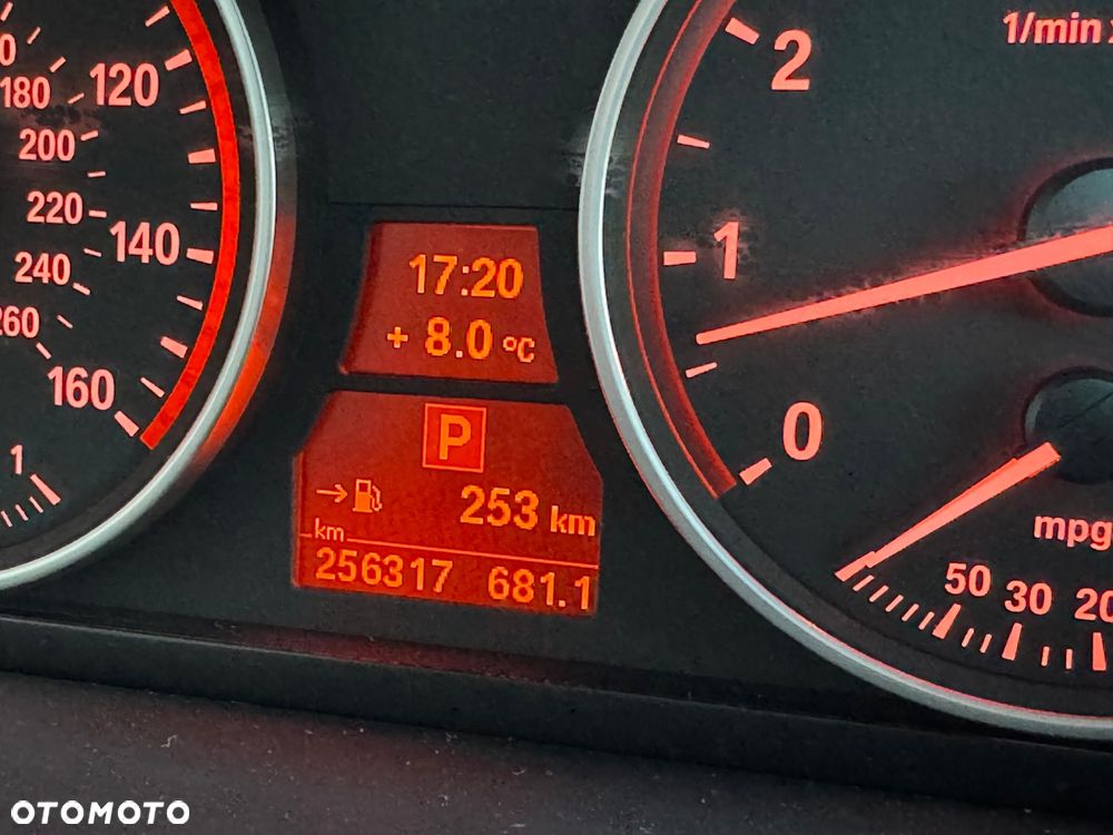 BMW X5 3.0si xDrive - 21