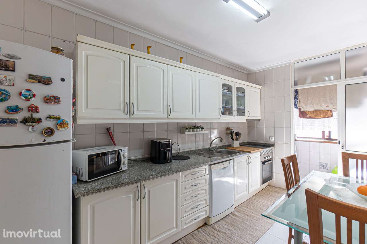 T2+1 com varanda e lugar de garagem em Oliveira do Douro - Grande imagem: 5/24