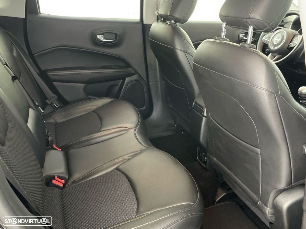 Jeep Compass 1.6 M-Jet Limited - 23