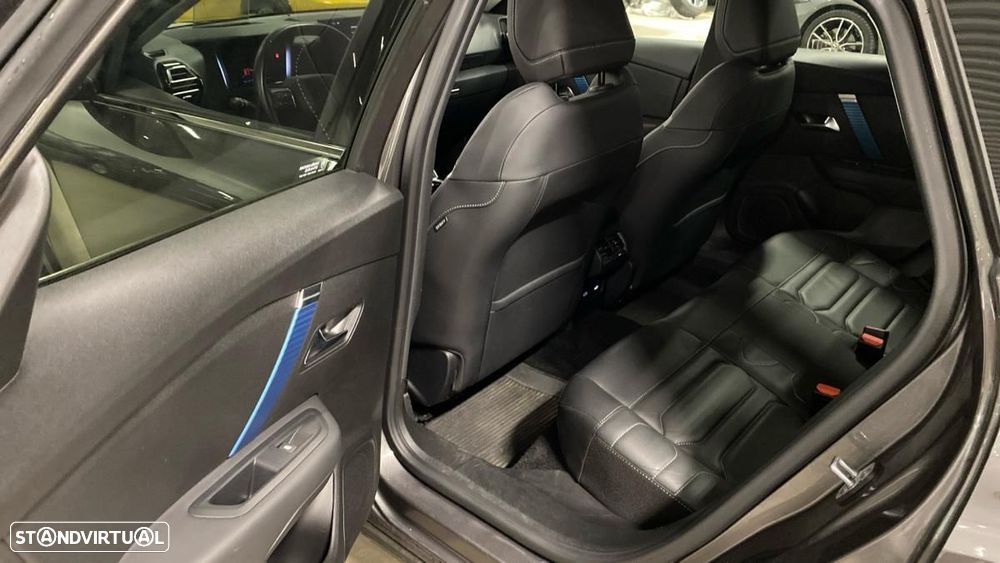 Citroën e-C4 X Shine - 6