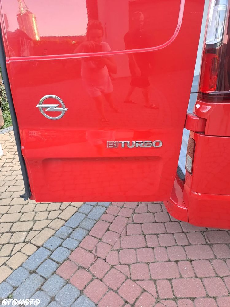 Opel vivaro - 8