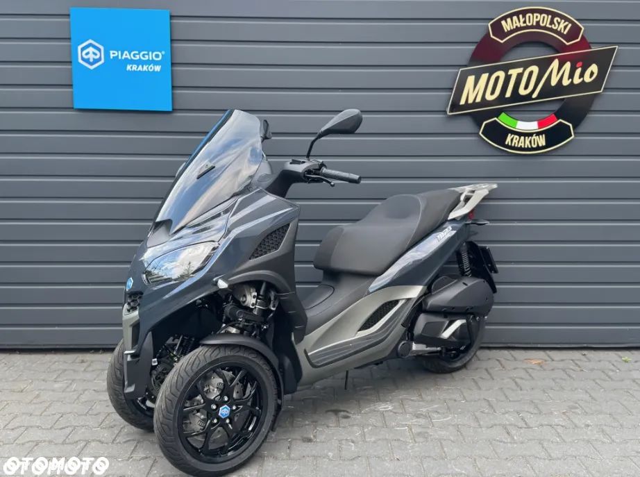 Piaggio MP-3 - 3