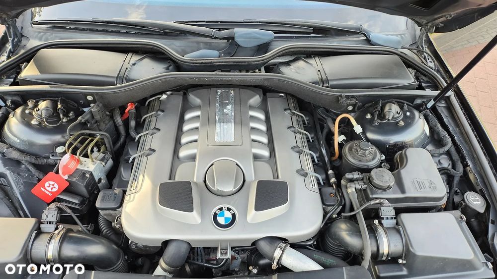 BMW Seria 7 740d - 28