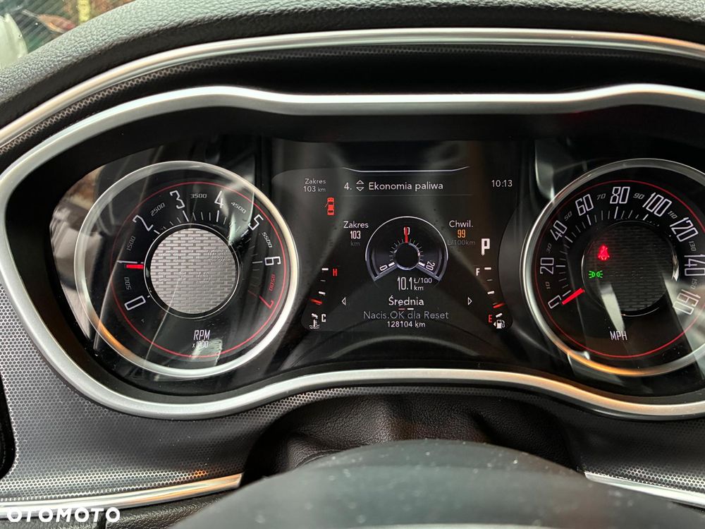 Dodge Challenger 3.6 SXT Plus - 15