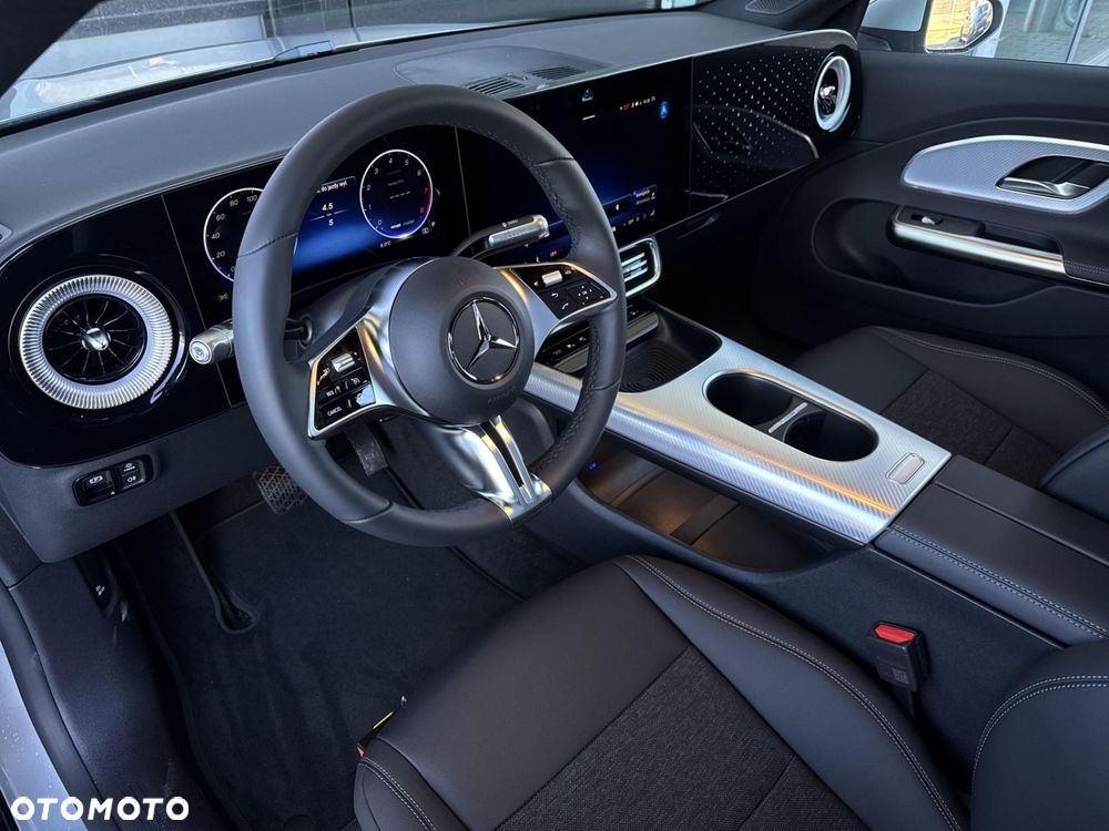 Mercedes-Benz CLA - 9
