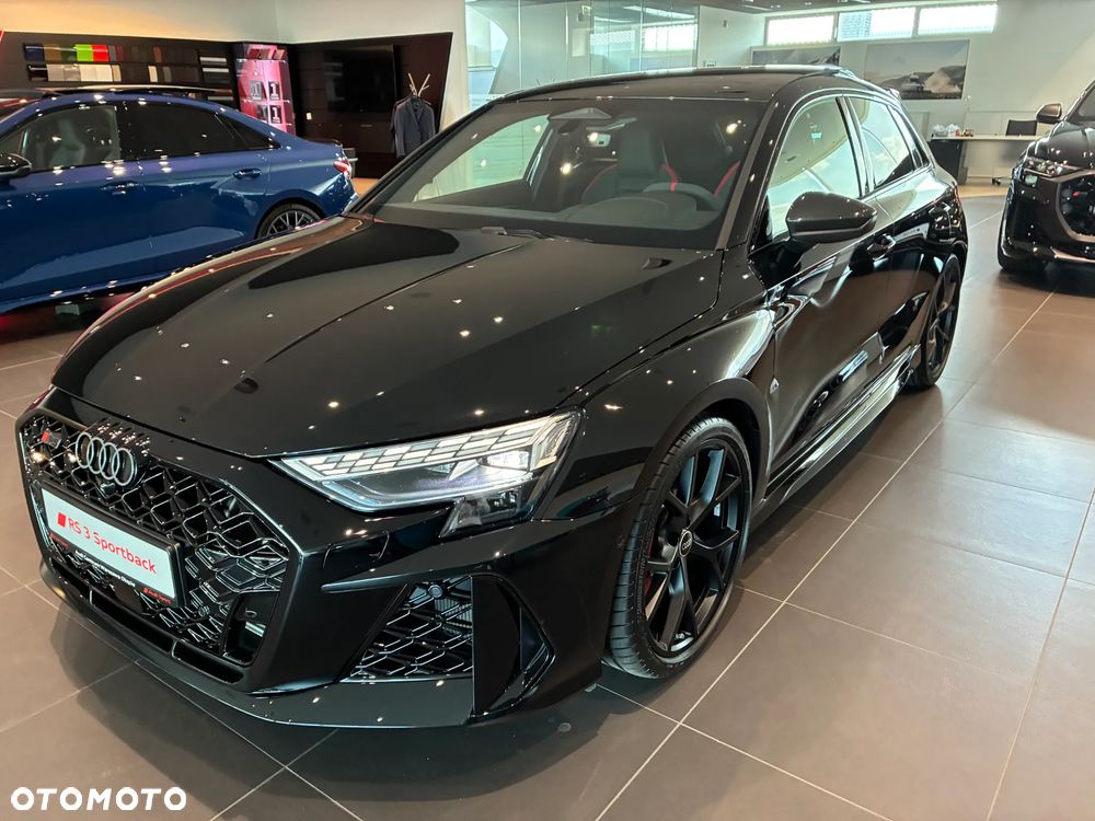 Audi RS3 Sportback - 18