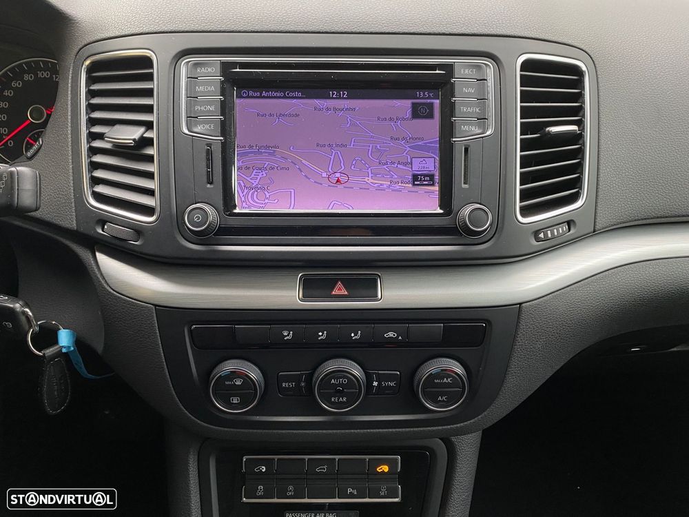 VW Sharan 2.0 TDI Confortline DSG - 15