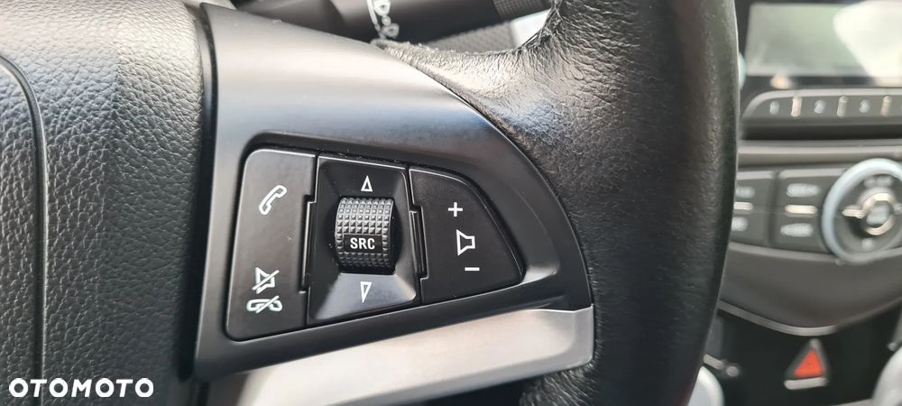 Chevrolet Cruze 1.4T LT+ - 25