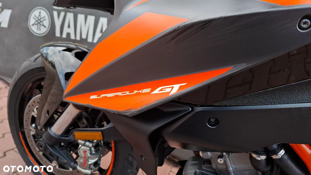 KTM Super Duke - 19
