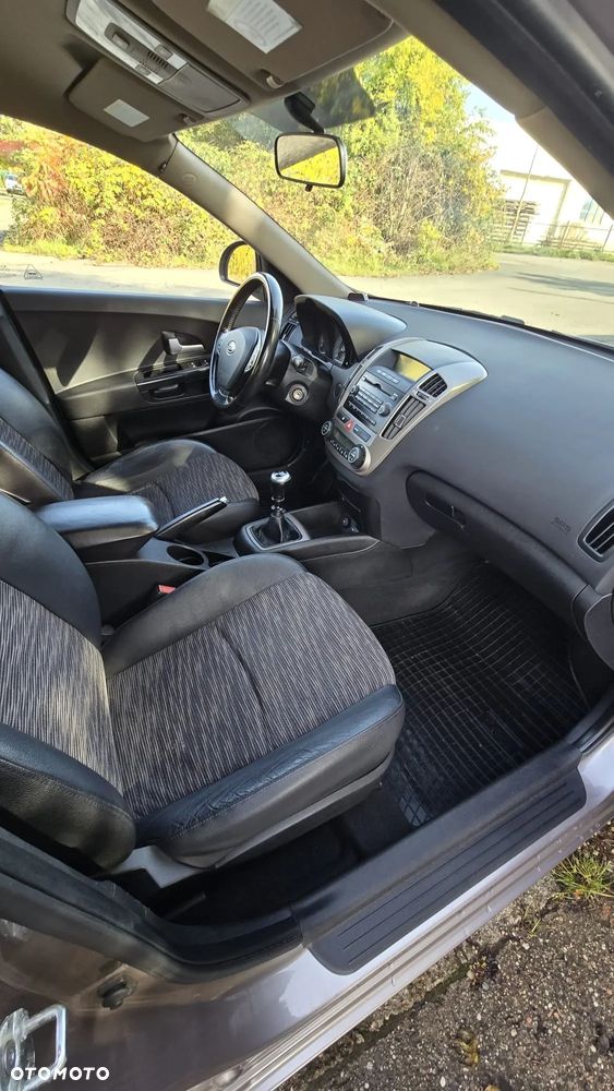 Kia Ceed Cee'd 1.4 Optimum + - 8