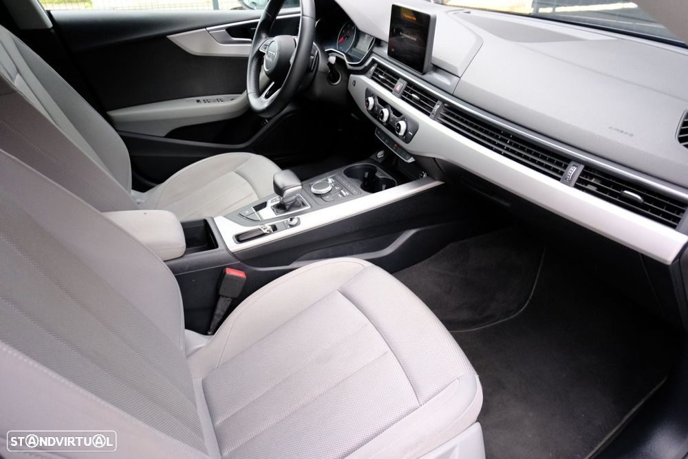 Audi A5 Sportback 40 TDI Design S tronic - 11