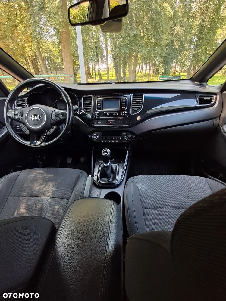 Kia Carens 1.7 CRDi L - 9