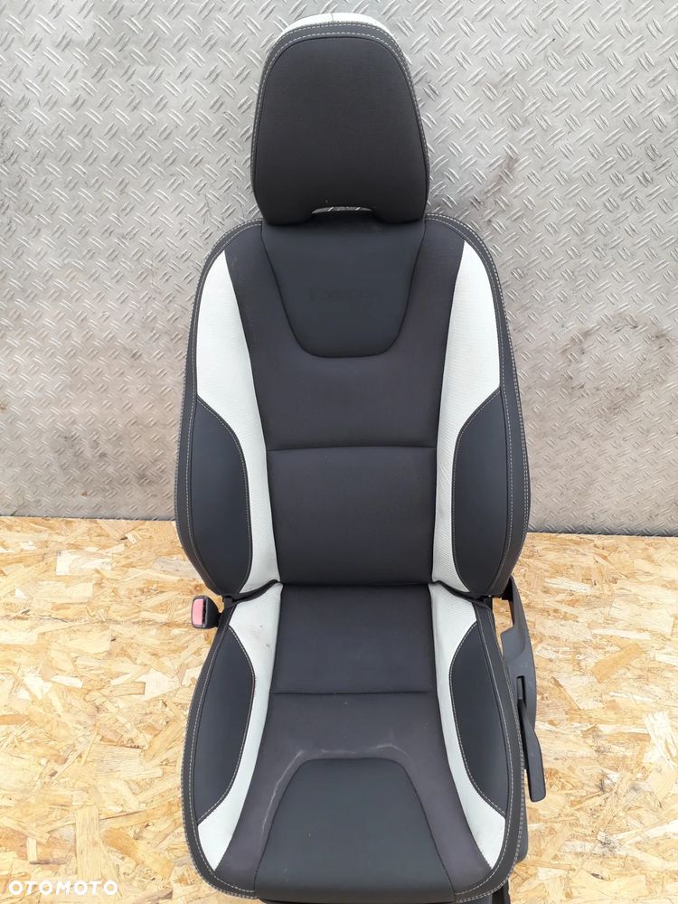 Fotele Kanapa Volvo V60 I - 4