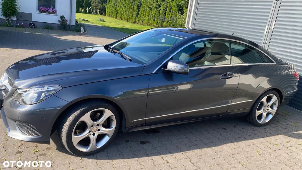 Mercedes-Benz Klasa E 250 7G-TRONIC - 3