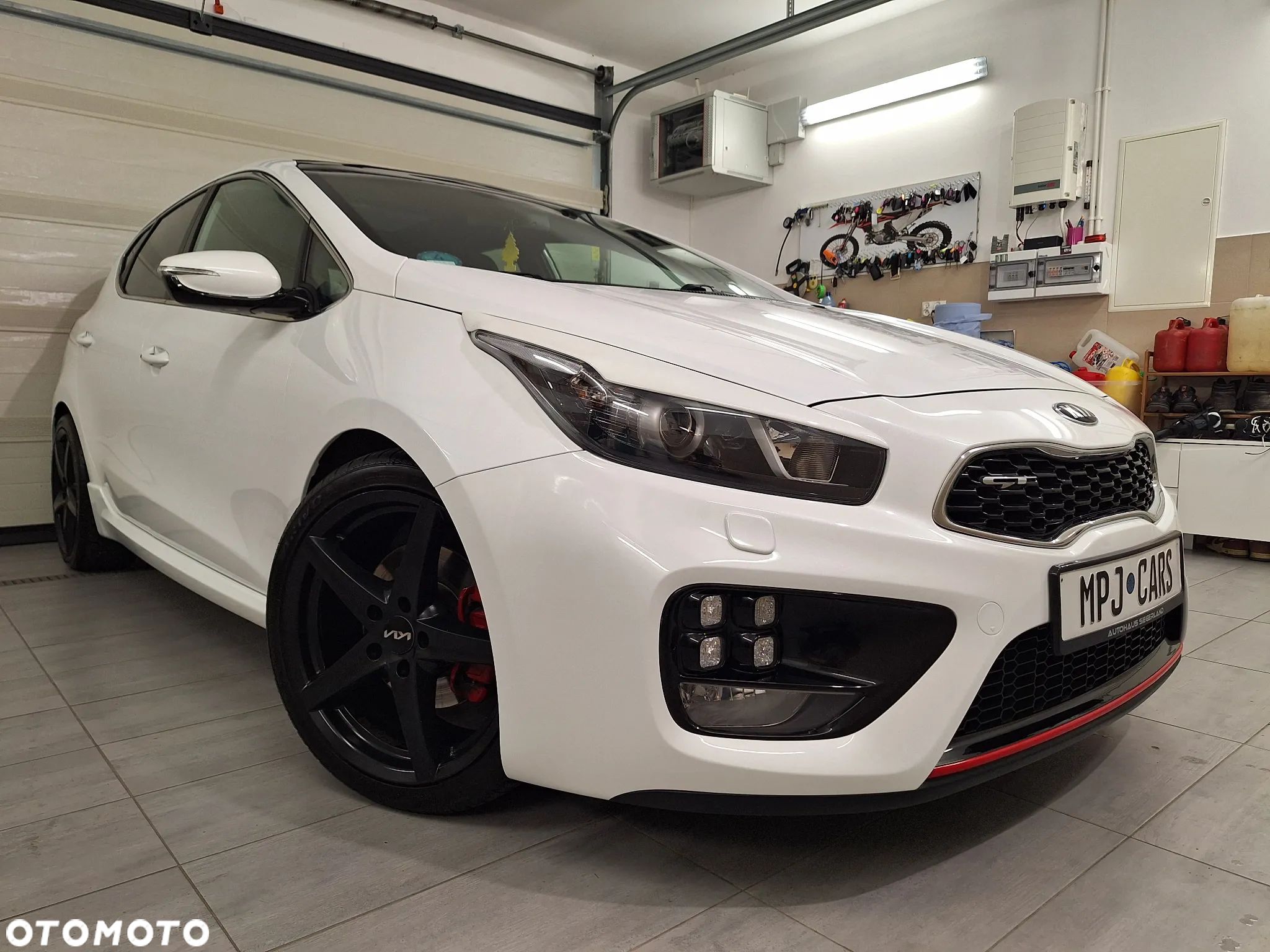 Kia Ceed 1.6 T-GDI GT - 1