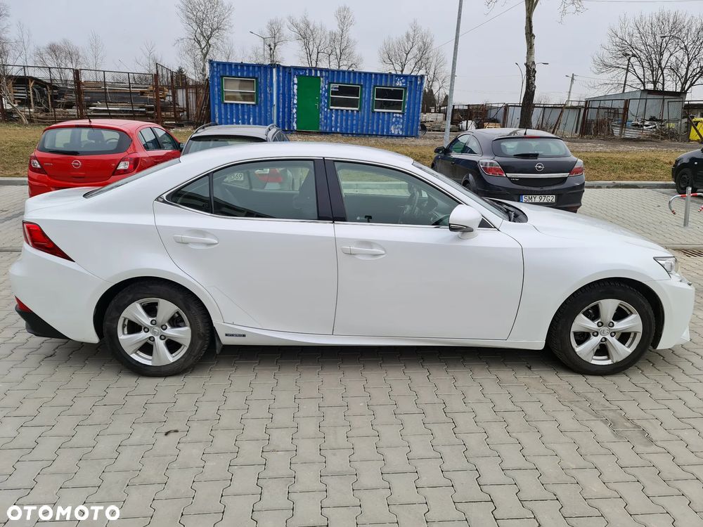 Lexus IS 300h Elegance - 2