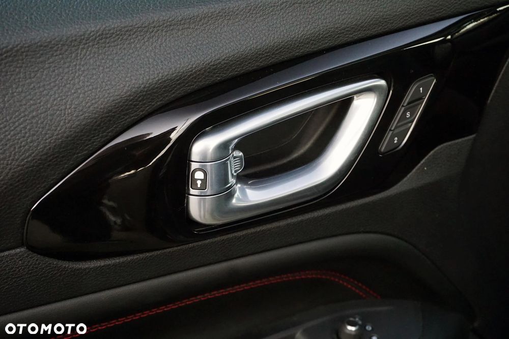 Jeep Compass - 23