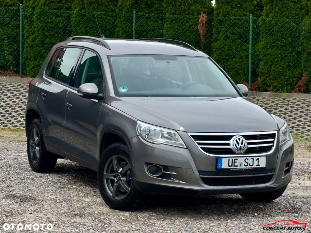 Volkswagen Tiguan - 2