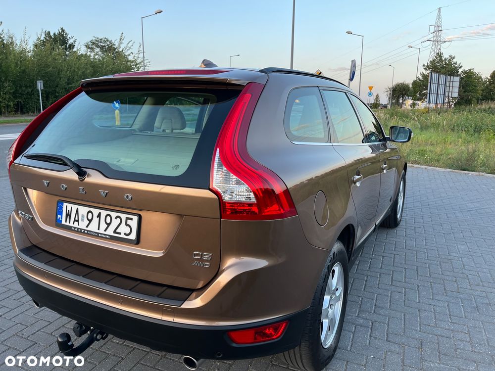 Volvo XC 60 D5 AWD Momentum - 10