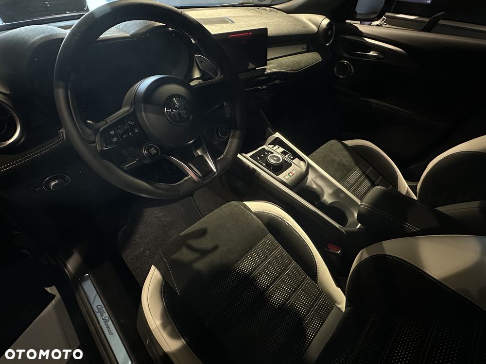 Alfa Romeo Tonale 1.6 JTD Sport Speciale DCT - 13