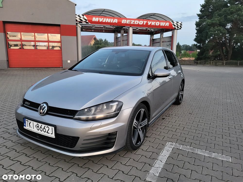Volkswagen Golf VII 2.0 TDI BMT GTD - 1