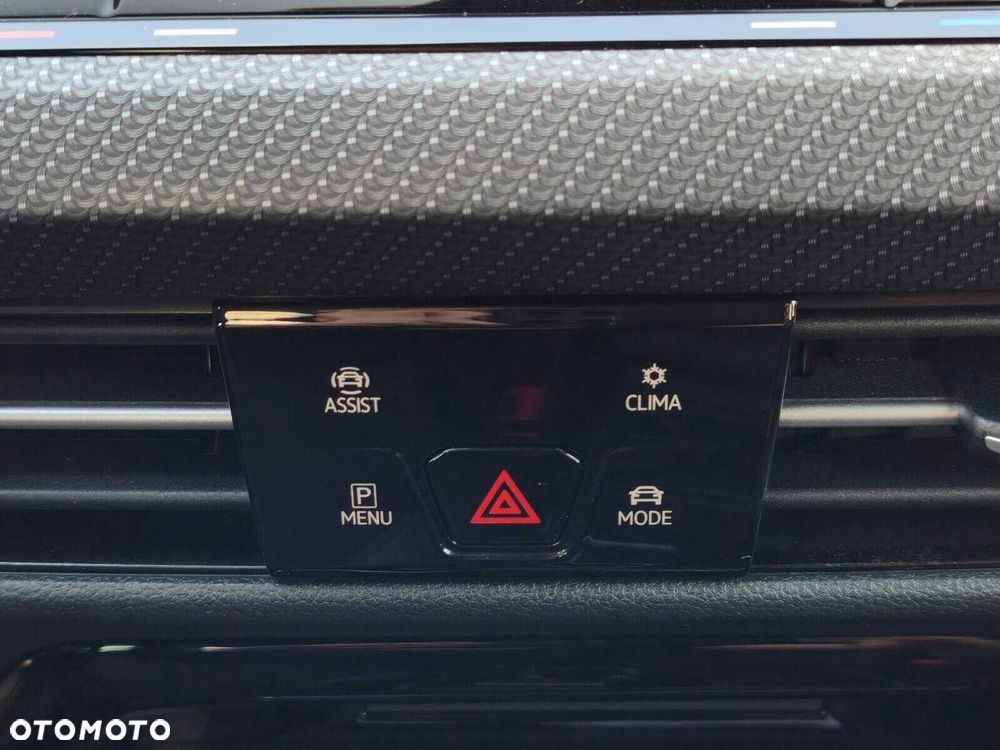 Volkswagen Golf Variant 1.5 eTSI EVO R-Line DSG - 26