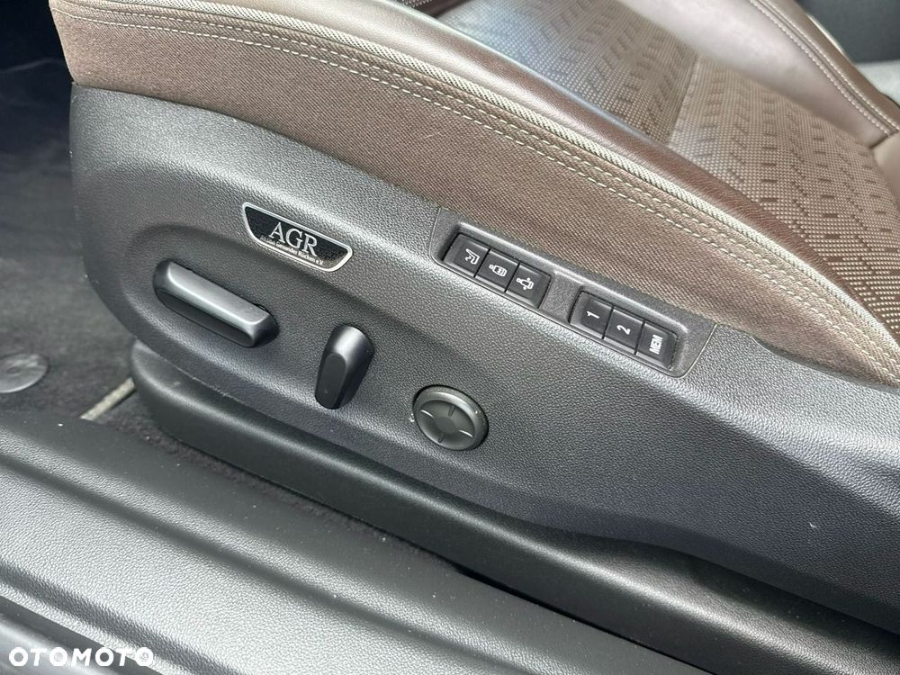 Opel Insignia 2.0 BiTurbo D 4x4 Automatik Ultimate Exclusive - 12