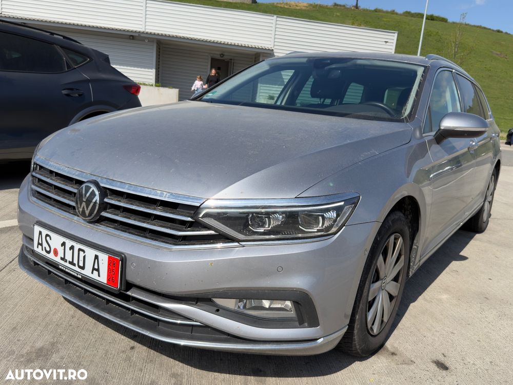 Volkswagen Passat 2.0 TDI SCR Elegance - 2