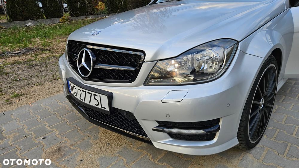 Mercedes-Benz Klasa C 180 CGI BlueEff - 2