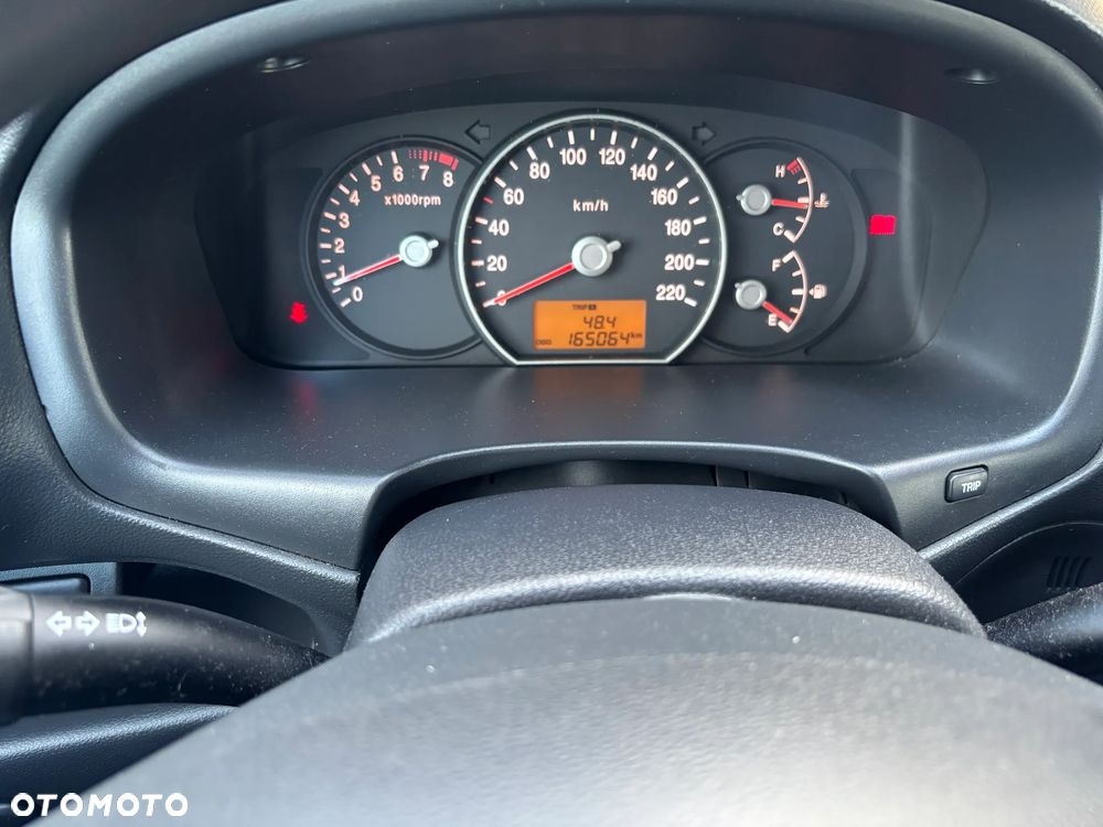 Kia Carens 1.6 Tour - 13