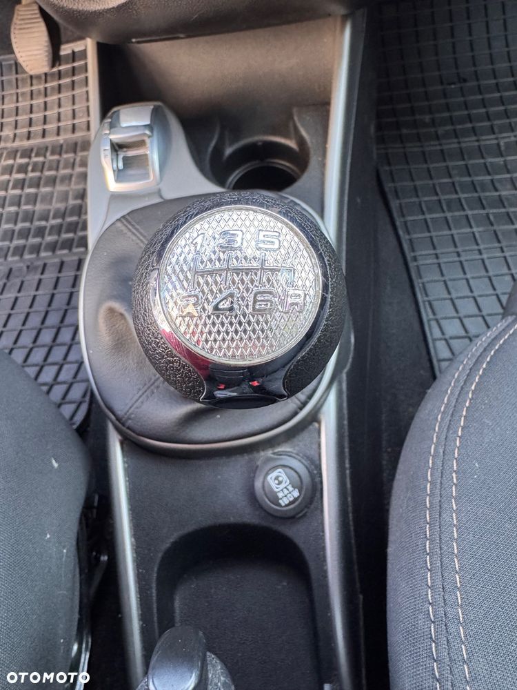 Alfa Romeo Mito 1.4 MultiAir Distinctive - 24