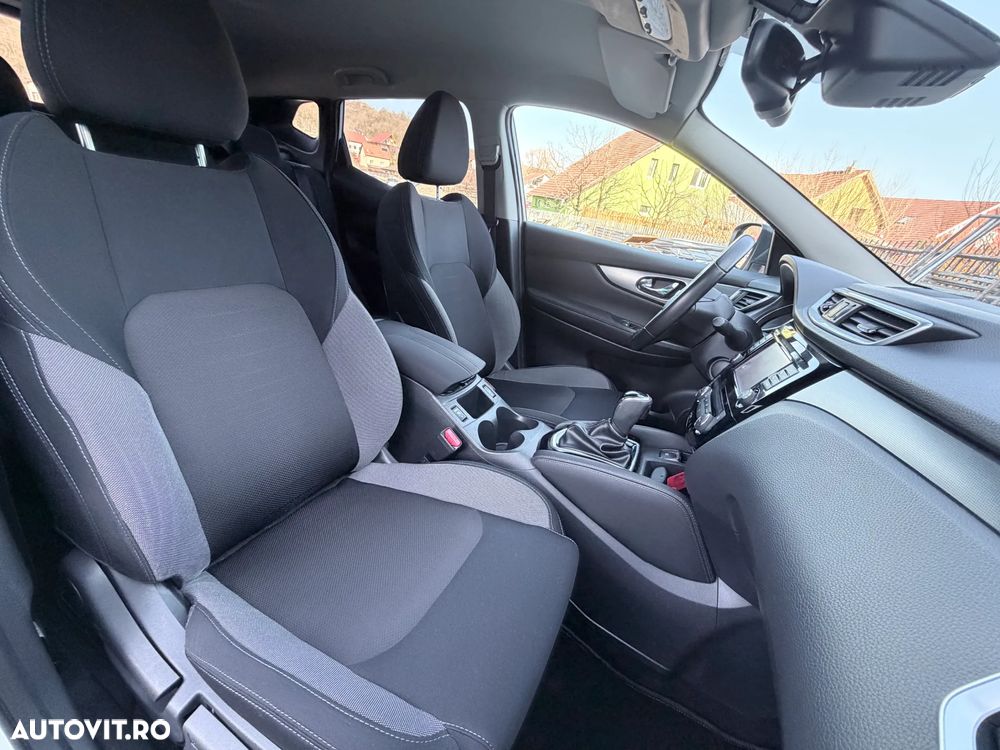 Nissan Qashqai 1.6 DCI Xtronic N-Connecta - 16