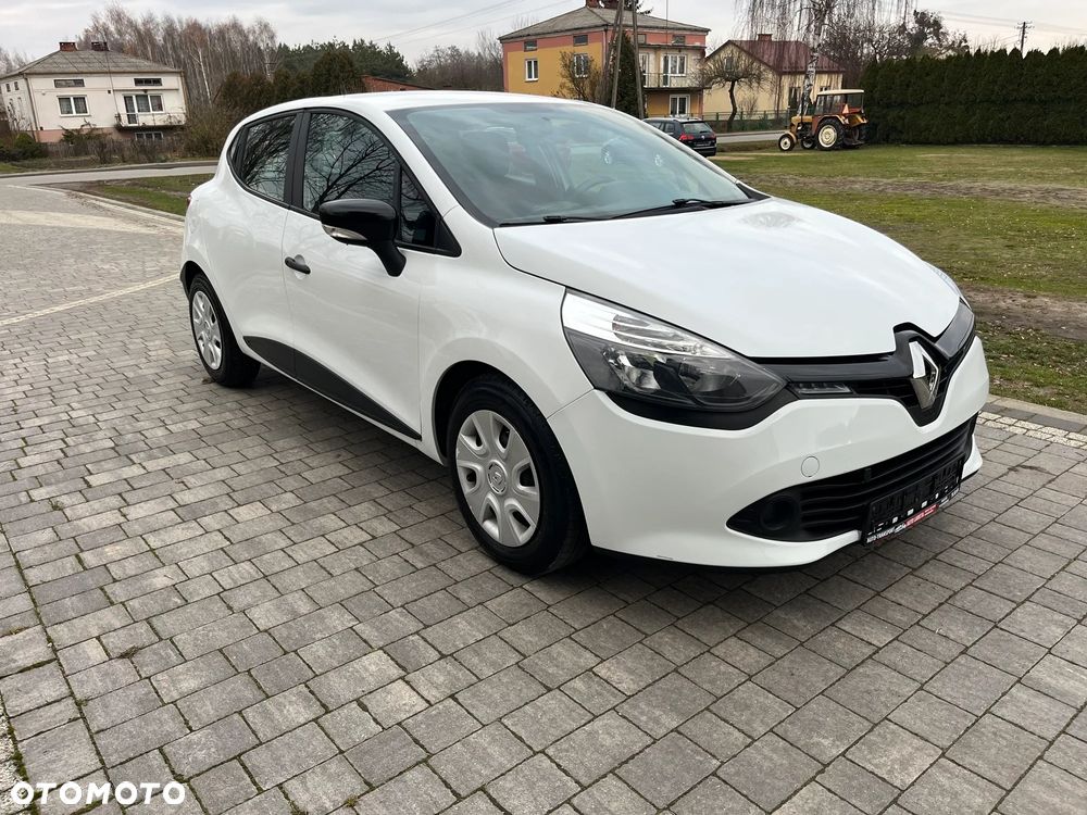 Renault Clio 1.2 16V 75 Experience - 4