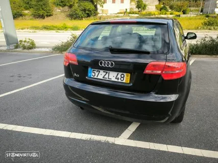 Audi A3 Sportback 1.6 TDI Attraction - 2
