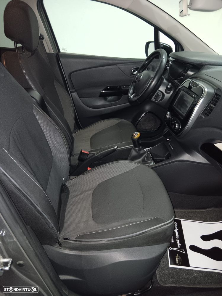 Renault Captur 0.9 TCE Exclusive - 13