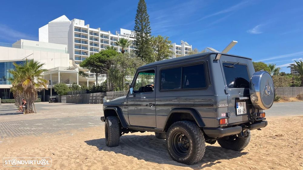 Mercedes-Benz G 300 - 23