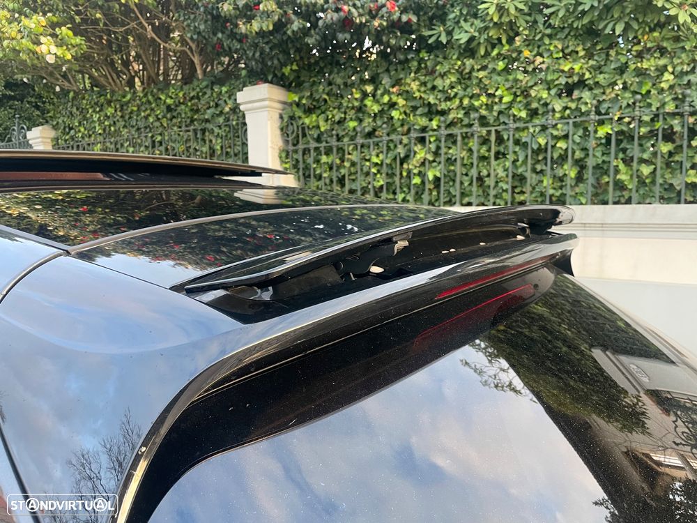 Porsche Panamera Sport Turismo 4 E-Hybrid 10 Years Edition - 9