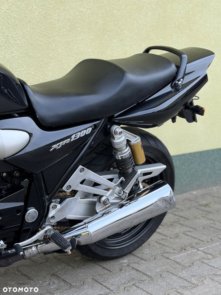 Yamaha XJR - 31