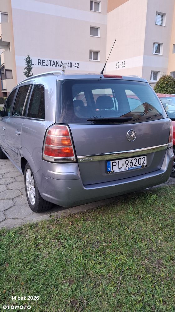 Opel Zafira - 17