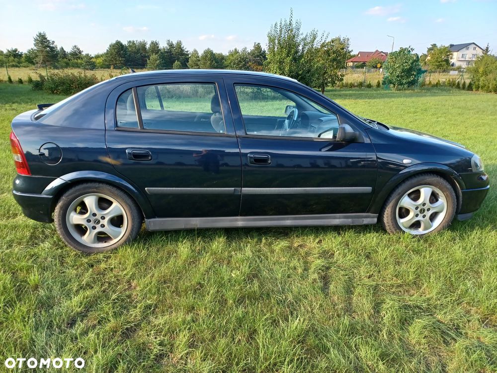 Opel Astra II 2.2 DTI Comfort - 7