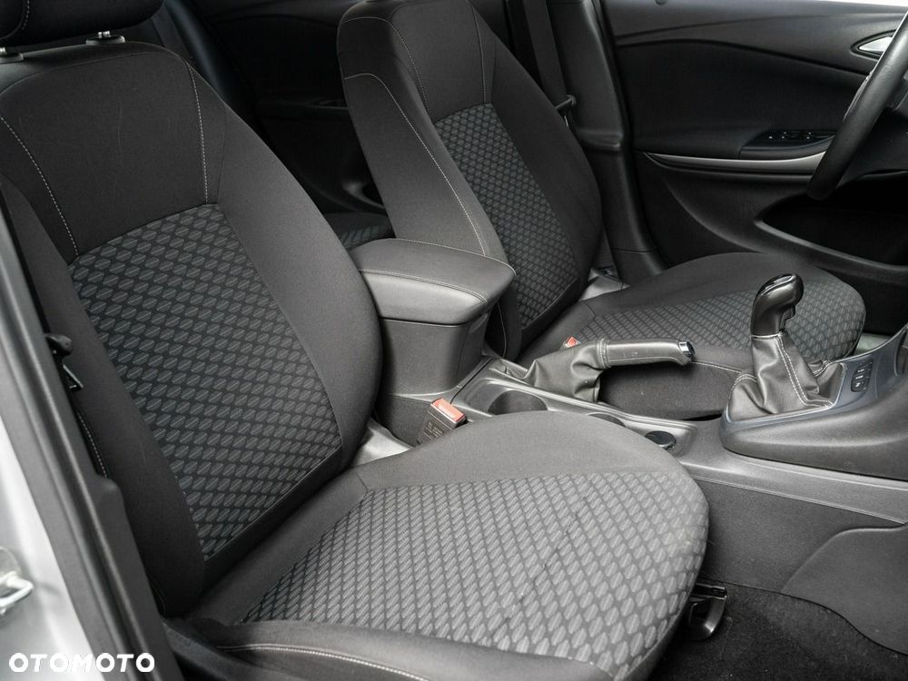 Opel Astra - 26