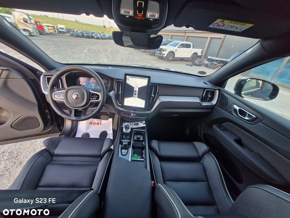 Volvo XC 60 T8 AWD Recharge Ultimate Black Edition - 19