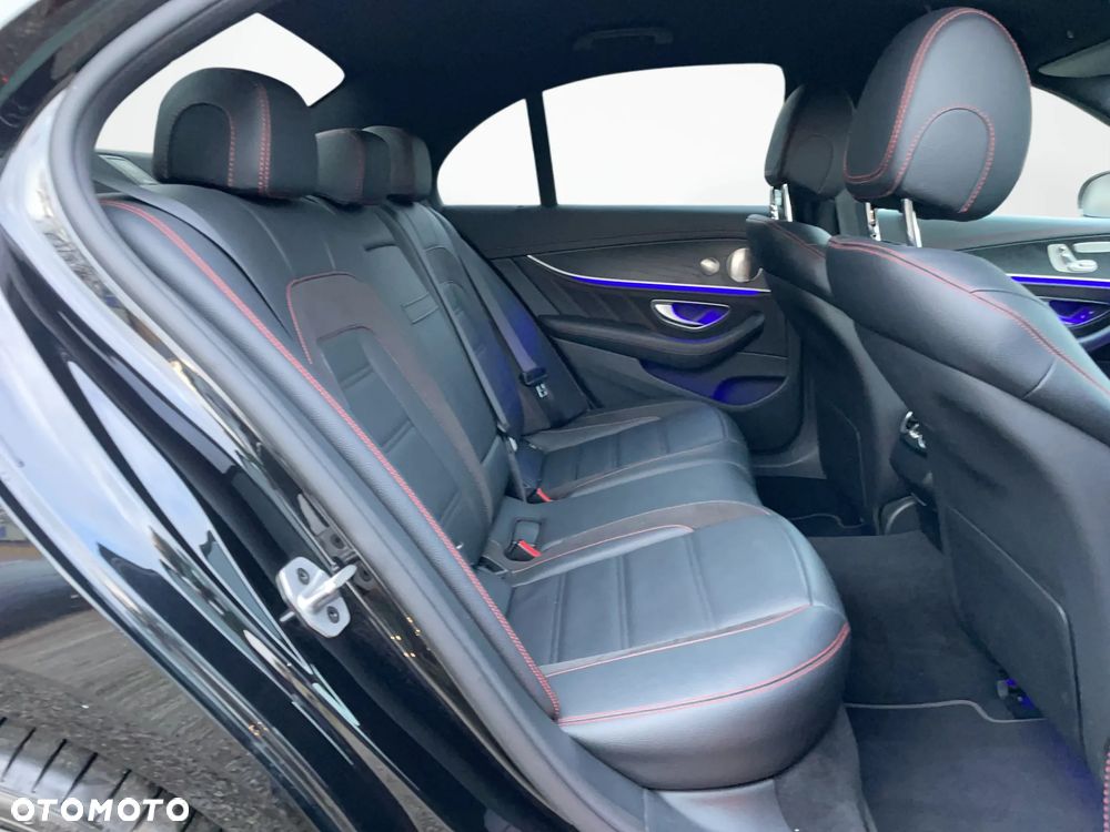 Mercedes-Benz Klasa E AMG 53 4Matic+ AMG Speedshift TCT-9G - 14