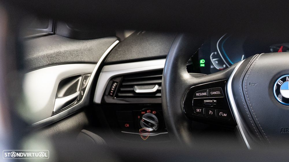 BMW 520 e - 25