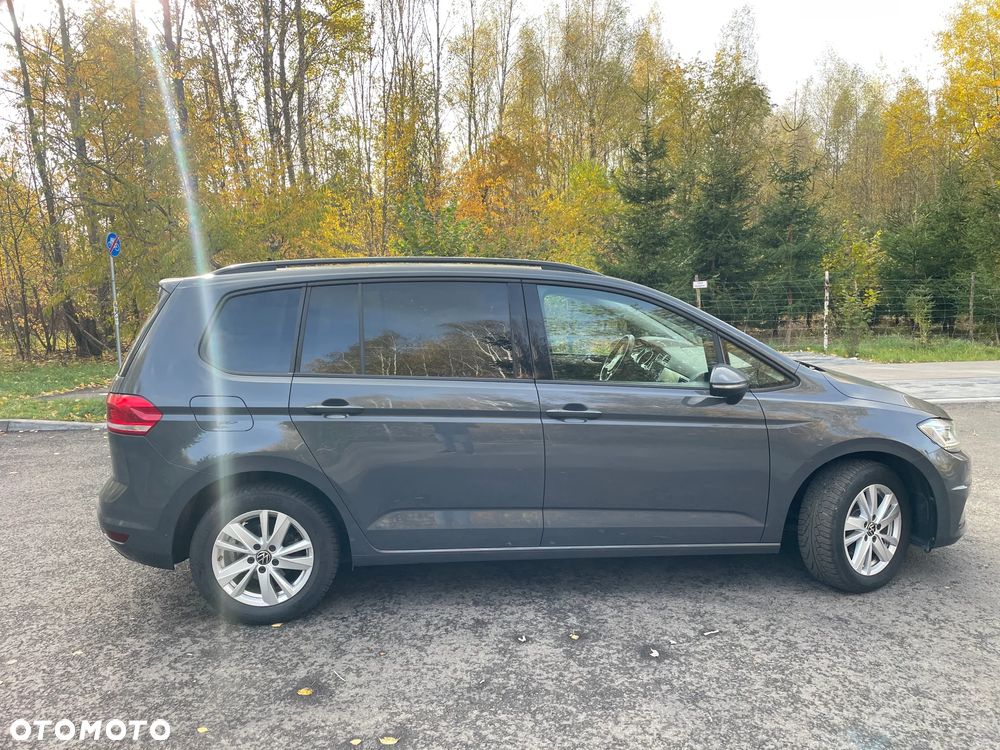Volkswagen Touran 1.5 TSI EVO Comfortline DSG - 4