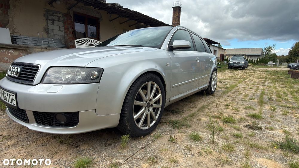 Audi A4 Avant - 1